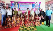 केन्द्रीय विद्यालय हाजीपुर के छात्राओं ने वैशाली के 50वाँ स्थापना दिवस के मौके पर आयोजित कार्यक्रम में गरिमामय उपस्थिति दर्ज की 